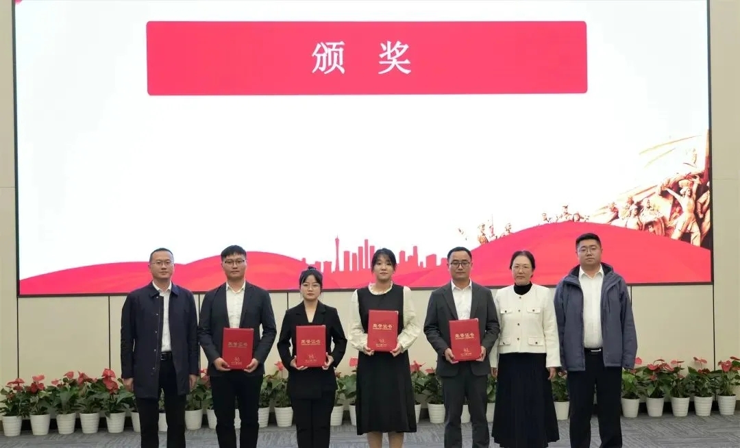 講好揚子江質量故事 | 質管部李亦蒙榮獲揚子江藥業(yè)集團首屆質量文化演講比賽“ 優(yōu)秀獎 ”